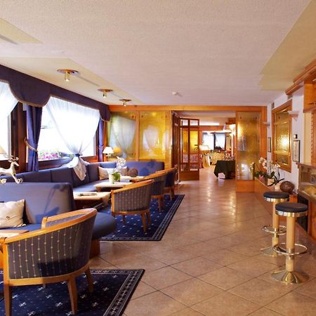 Hotel Caminetto Folgarida Exterior photo