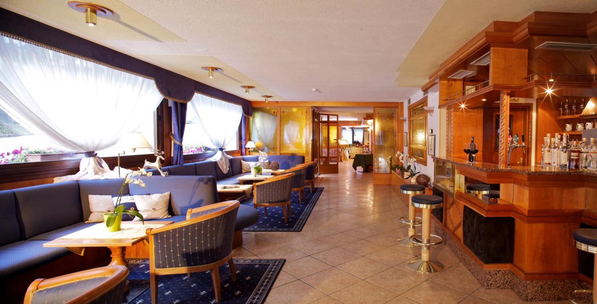 Hotel Caminetto Folgarida Exterior photo